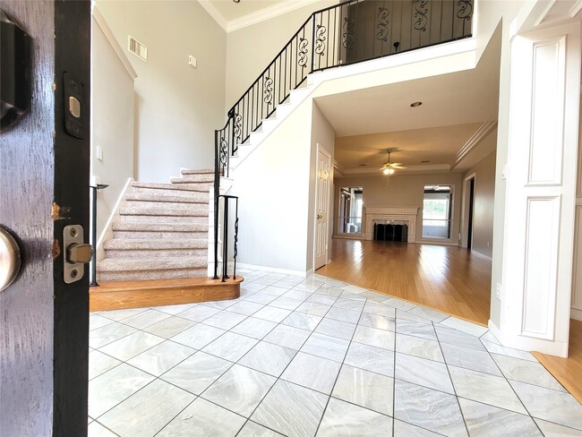 property at 2214 Old S Dr