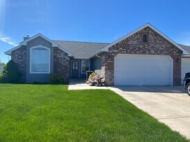 8800 Midvale Rd in Yakima, WA - Building Photo