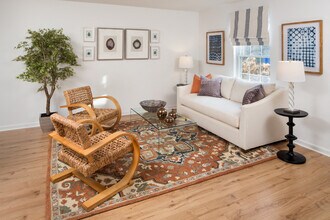 Westridge Gardens Luxury Rental Apartments in Phoenixville, PA - Foto de edificio - Building Photo