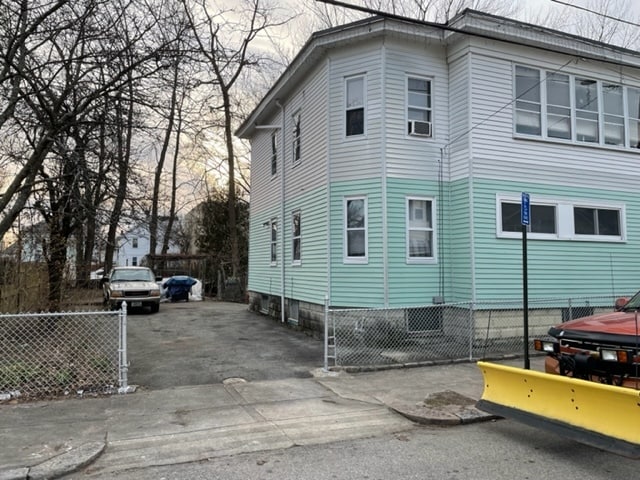 67 Simmons St, Unit 2ND FLOOR