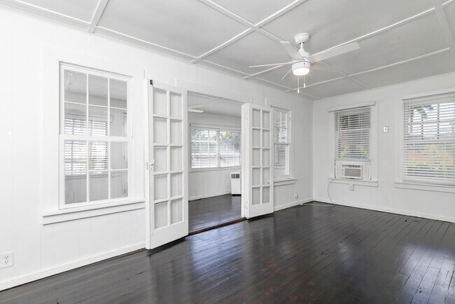 3901 Washington Rd in West Palm Beach, FL - Building Photo - Building Photo