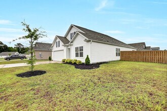 108 Cassidy Ln in Surf City, NC - Building Photo - Building Photo