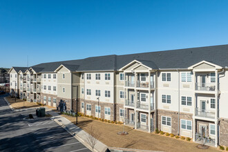 Kingswood Reserve in Clayton, NC - Building Photo - Building Photo