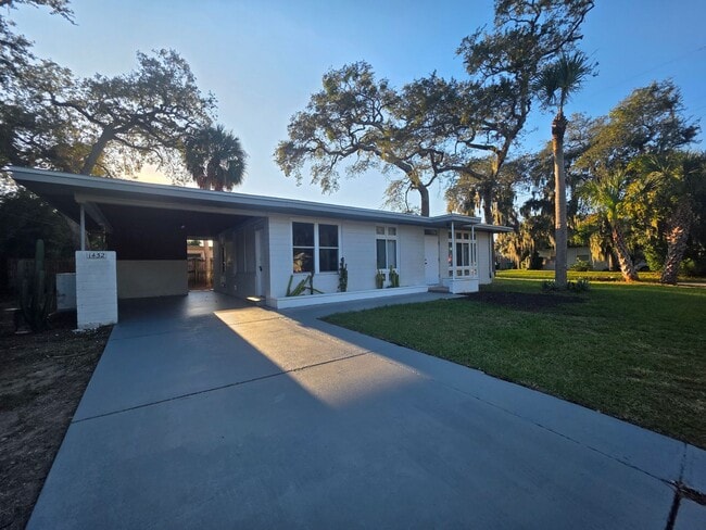 property at 1432 Moravia Ave