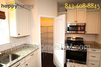 1718 Emmets Rd in Johns Island, SC - Building Photo - Building Photo