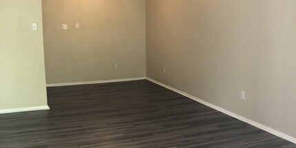 612 Londonderry Ln in Denton, TX - Building Photo - Building Photo