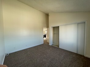 2212 Ruhland Ave, Unit B in Redondo Beach, CA - Building Photo - Building Photo