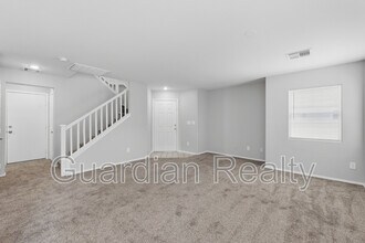 8208 New Leaf Ave in Las Vegas, NV - Building Photo - Building Photo