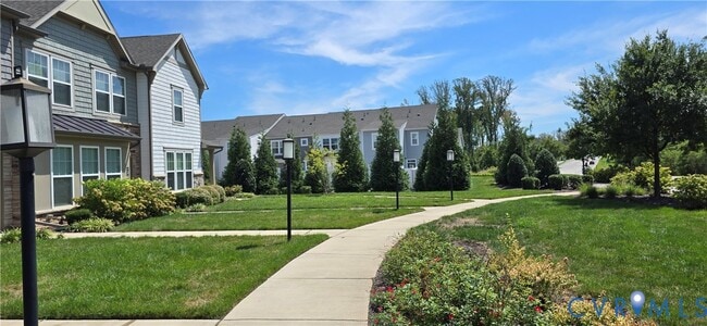 203 Hanging Fern Alley in Glen Allen, VA - Building Photo - Building Photo