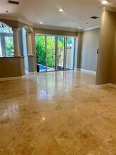 1362 Bayview Dr in Fort Lauderdale, FL - Building Photo - Building Photo