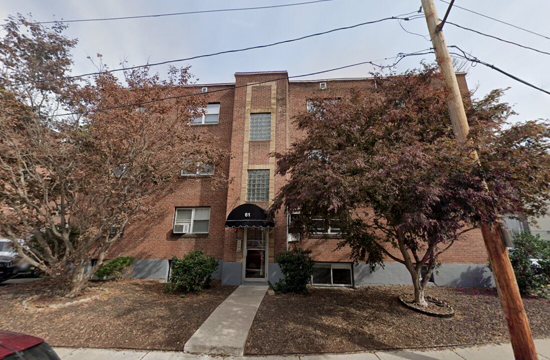 63 Selkirk Rd, Unit 11 in Boston, MA - Building Photo