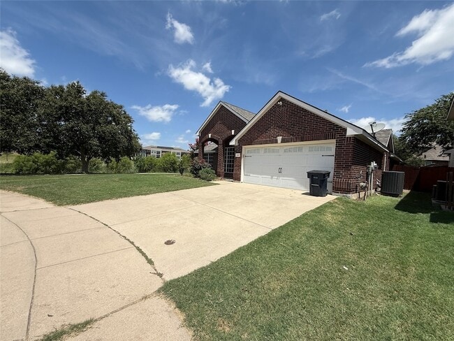 3601 Queenswood Ct in Fort Worth, TX - Building Photo - Building Photo