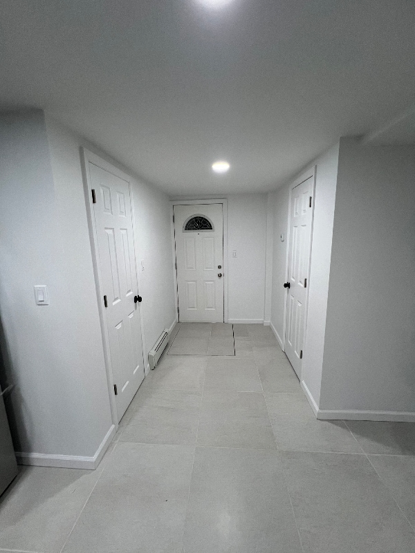 property at 826 Throgs Neck Expy