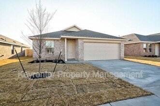12600 Huntington Rdg Wy in Oklahoma City, OK - Building Photo - Building Photo