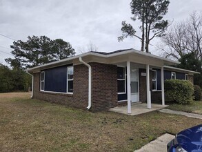 1502 N 26th St in Wilmington, NC - Building Photo - Building Photo