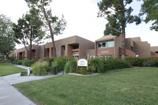 Palm Springs Pointe Apartments