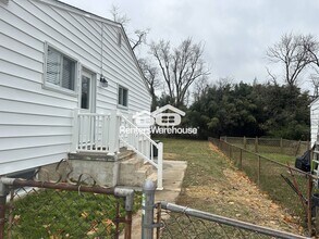 3316 Wild Cherry Rd in Windsor Mill, MD - Foto de edificio - Building Photo