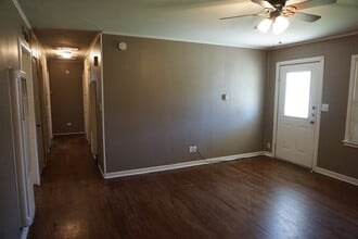 3114 37th St in Lubbock, TX - Building Photo - Building Photo