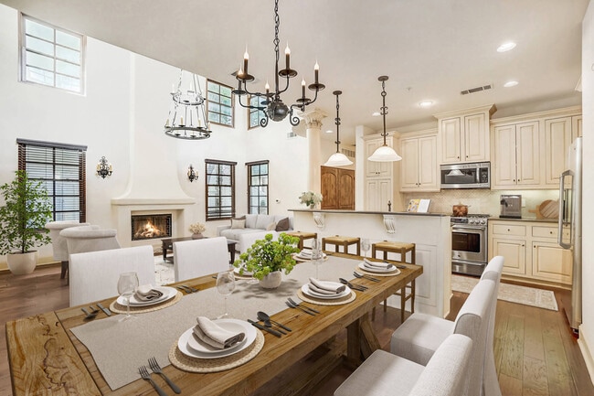 2510 N Henderson Ave