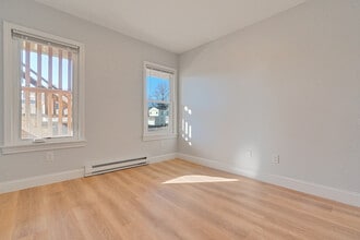 2 Harrison Ave in Biddeford, ME - Building Photo - Building Photo