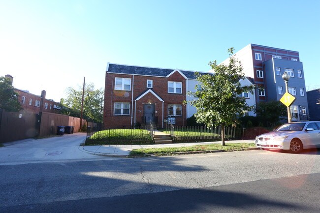1441 K St Se in Washington, DC - Building Photo - Building Photo
