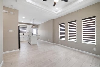 9 N Hester St in Edinburg, TX - Building Photo - Building Photo