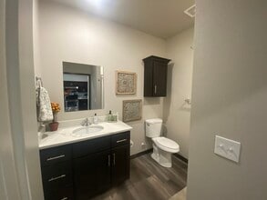 2425 S Jackson Ave, Unit 2425-4 in Joplin, MO - Building Photo - Building Photo