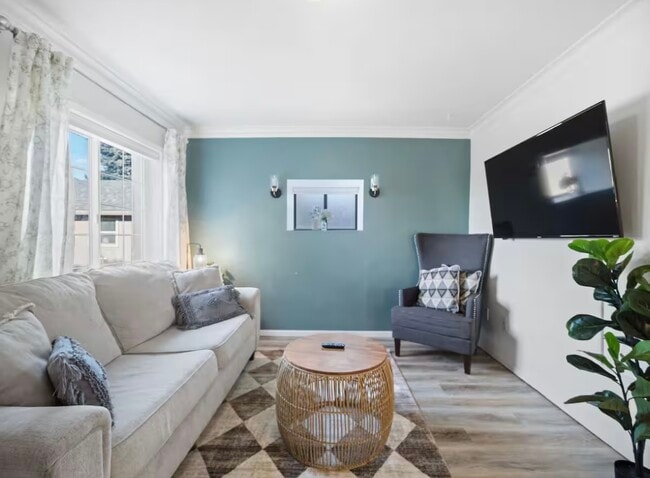 2117 W Riverside Ave, Unit 1