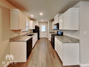 780 Rolling Terrace Cir in Granbury, TX - Foto de edificio - Building Photo