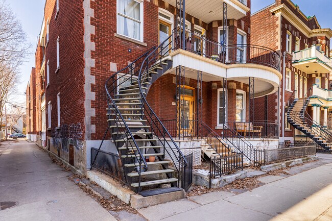 5016-5024 Garnier St in Montréal, QC - Building Photo - Building Photo