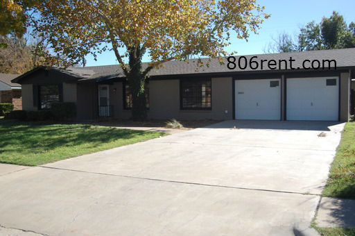 4809 11th St in Lubbock, TX - Foto de edificio