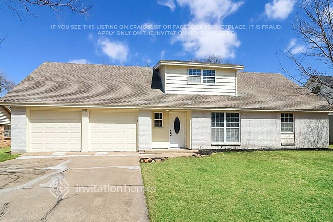 property at 1003 Rosewood Ln