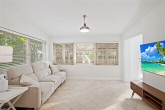 4420 SW 14th St in Miami, FL - Building Photo - Building Photo