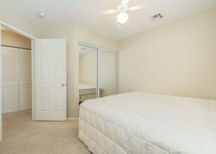 3215 Fairgreen Ln in Palmdale, CA - Building Photo - Building Photo