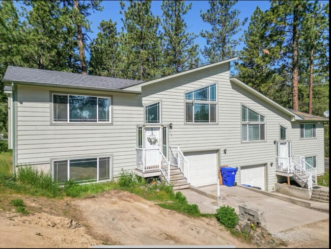 property at 4005 W Thorpe Rd