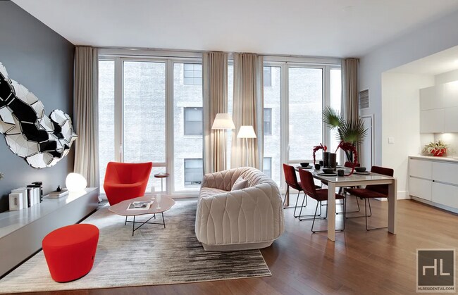East 44th Street in New York, NY - Building Photo - Building Photo
