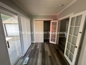 1215 Guthrie Ave in Des Moines, IA - Building Photo - Building Photo