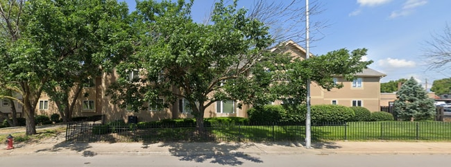 property at 4318 Belleview Ave