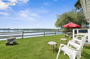 15 Industrial Rd in Montauk, NY - Building Photo