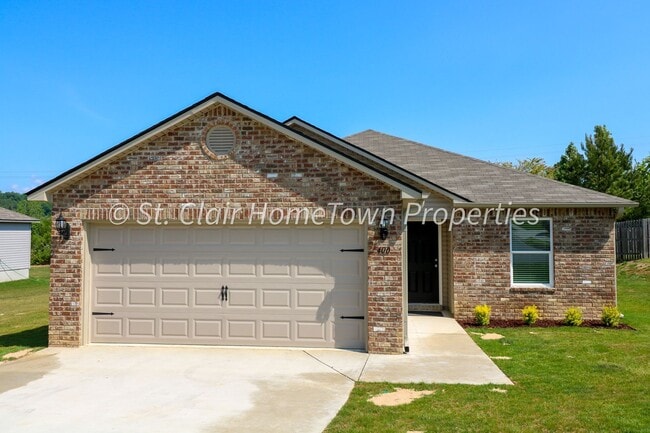 400 Woodland Crst Rd in Pell City, AL - Building Photo - Building Photo