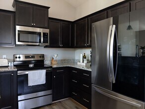 704 Kathy Ann Wy W in Carrollton, VA - Building Photo - Building Photo