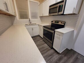 1104 Mabbette St in Kissimmee, FL - Building Photo - Building Photo