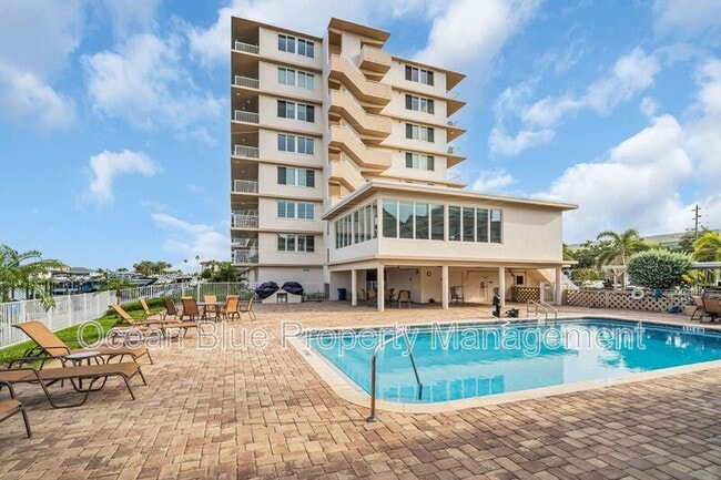 223 Island Way in Clearwater, FL - Building Photo - Building Photo