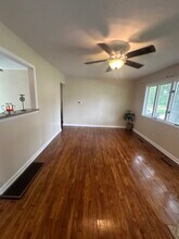 1444 Dodge St in Le Claire, IA - Building Photo - Building Photo