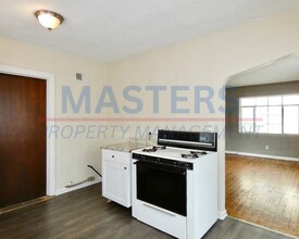 208 Eldred Ave in Toledo, OH - Building Photo - Building Photo