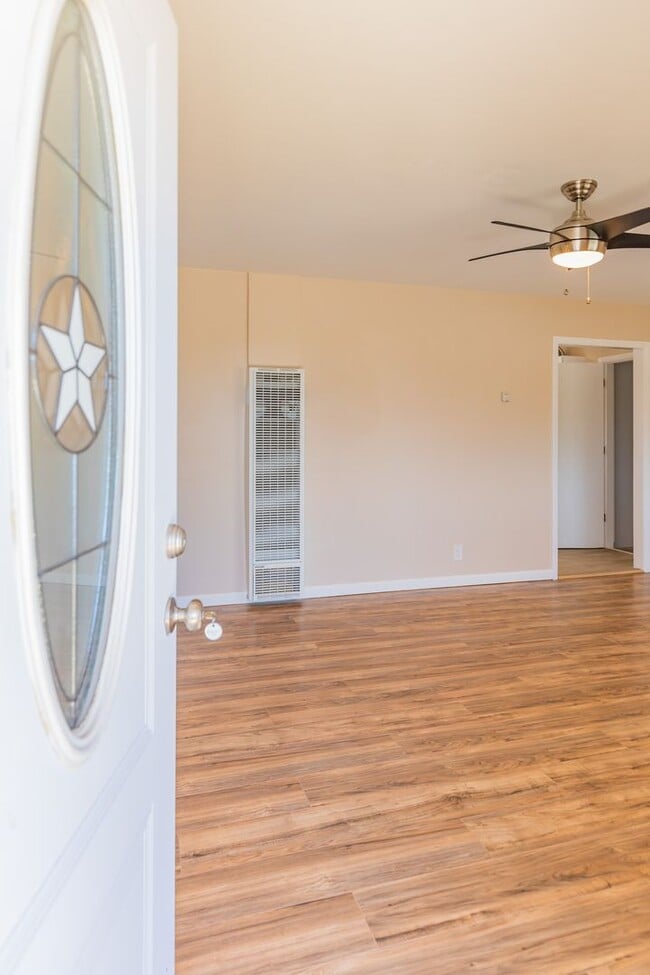 1740 Van Ct in Alamogordo, NM - Building Photo - Building Photo
