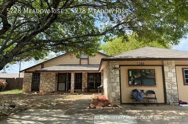 5278 Meadow Rise St in San Antonio, TX - Building Photo - Building Photo
