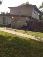 2417 Q St in Merced, CA - Building Photo - Building Photo