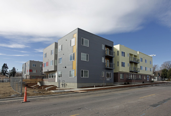 Chaffee Park Senior Residences in Denver, CO - Building Photo - Building Photo