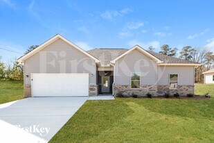 141 Lakewood Ln in Parrish, AL - Building Photo